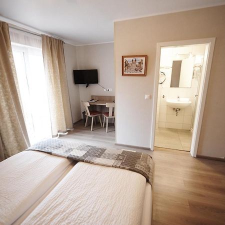 Hotel Wurster Kroog Μπρέμερχαφεν Εξωτερικό φωτογραφία
