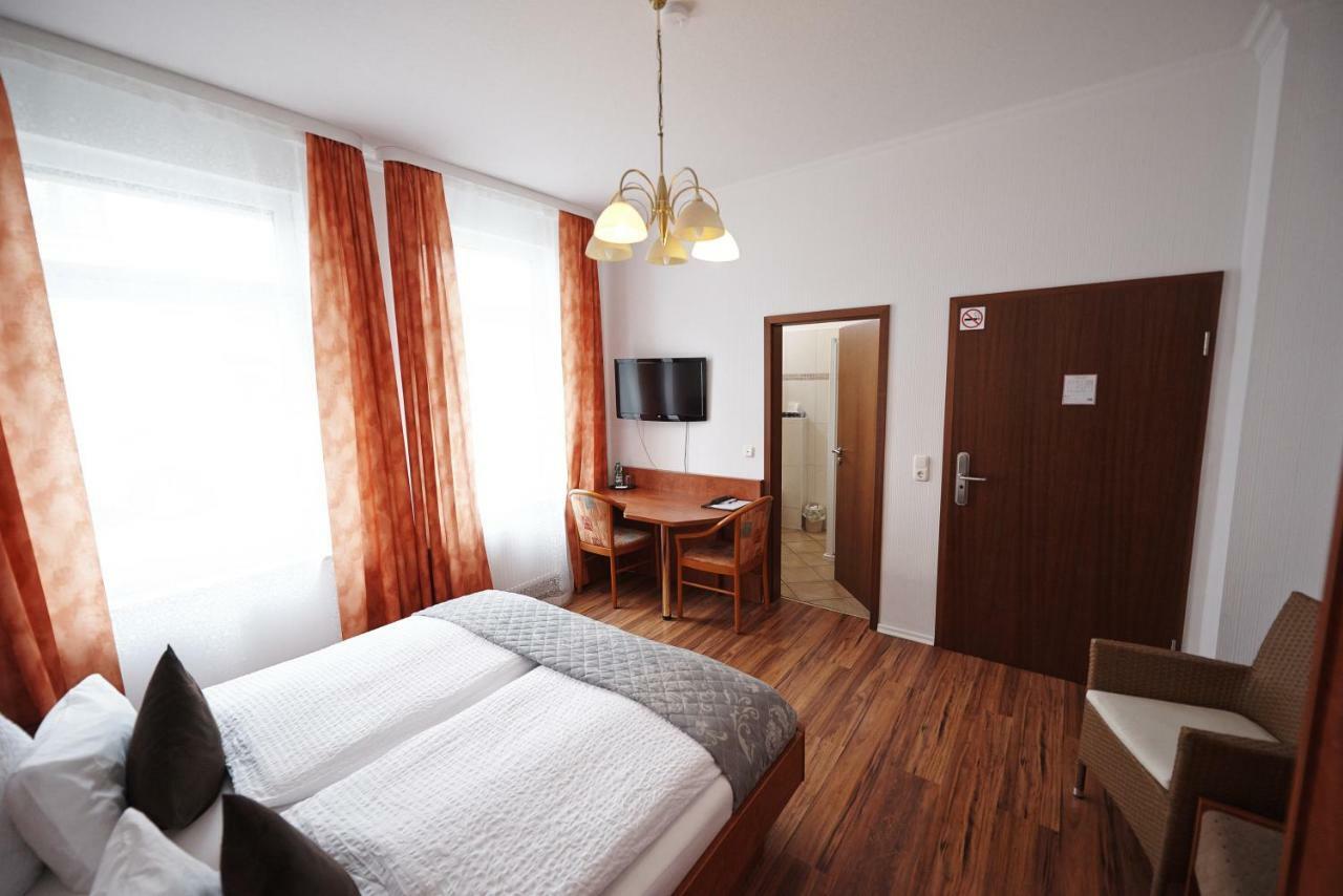 Hotel Wurster Kroog Μπρέμερχαφεν Εξωτερικό φωτογραφία